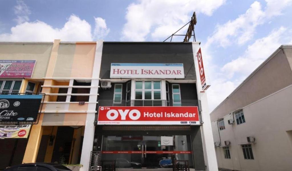 Hotel Iskandar Seri Iskandar Esterno foto